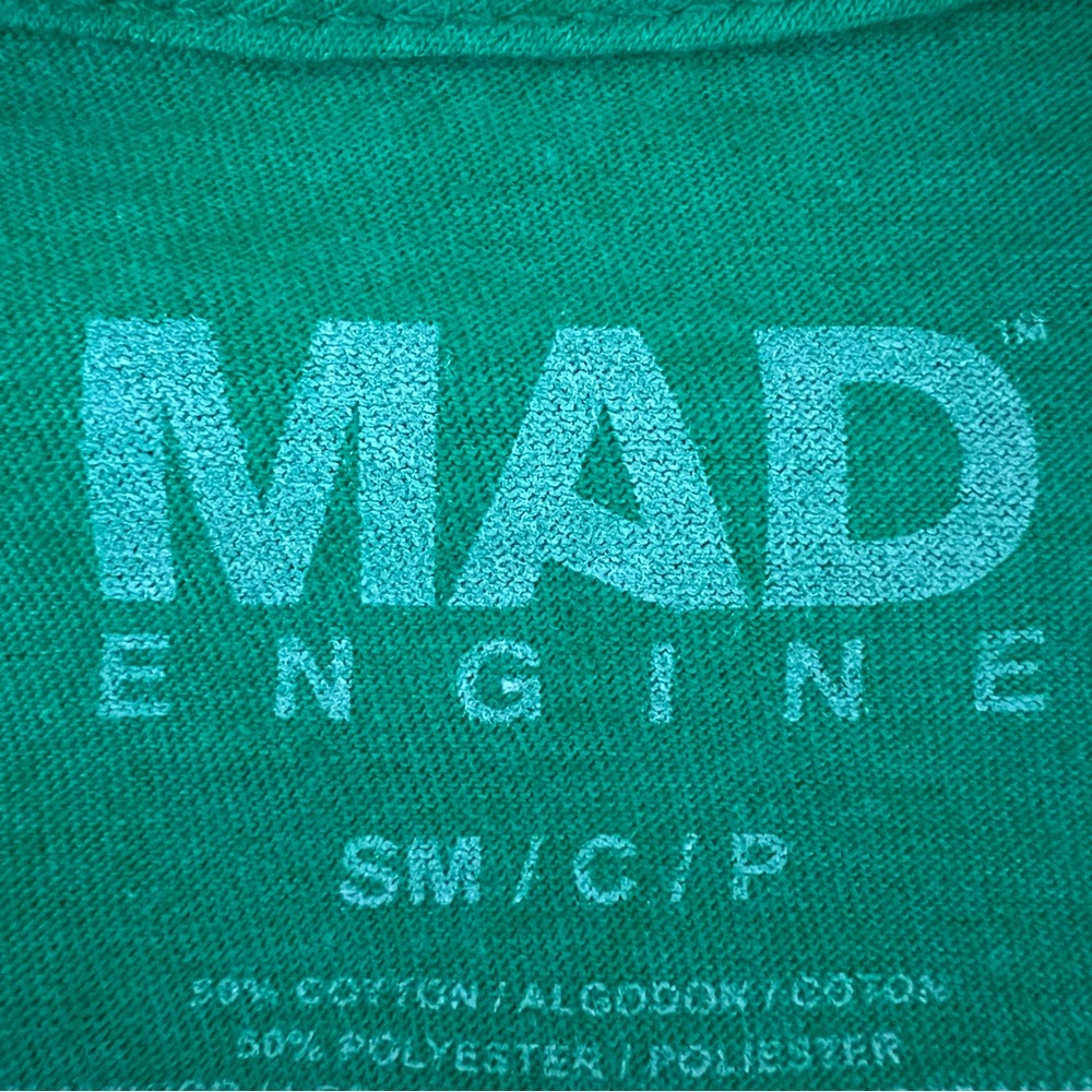 MAD Engine green St Patrick’s Day tee shirt Ireland graphic Irish flag S - Picture 4 of 9